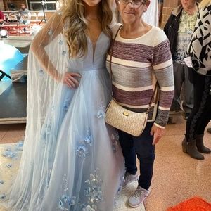 Meet your Posher, Donna